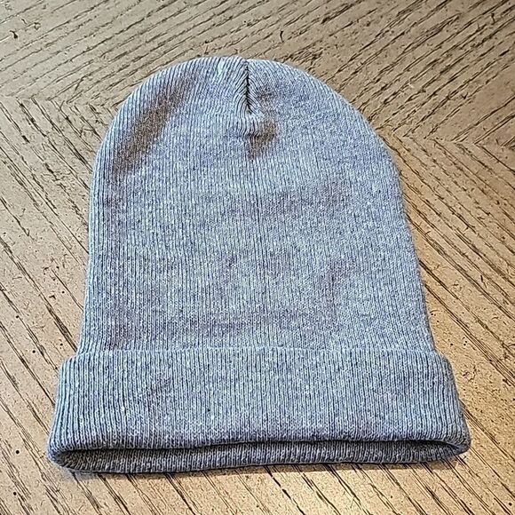 Gray unisex beanie NWOT - Picture 2 of 4